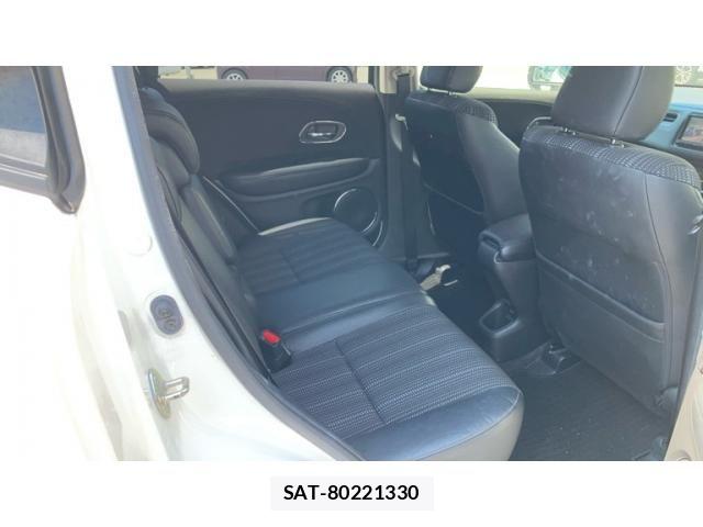 Honda VEZEL 2015-11 8563952-12