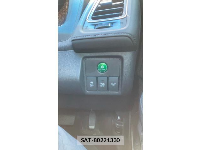 Honda VEZEL 2015-11 8563952-18