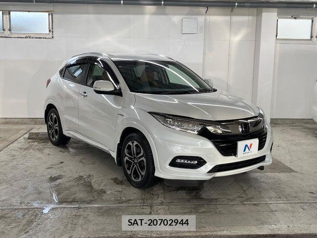 Honda VEZEL 2019-08 8563944-15