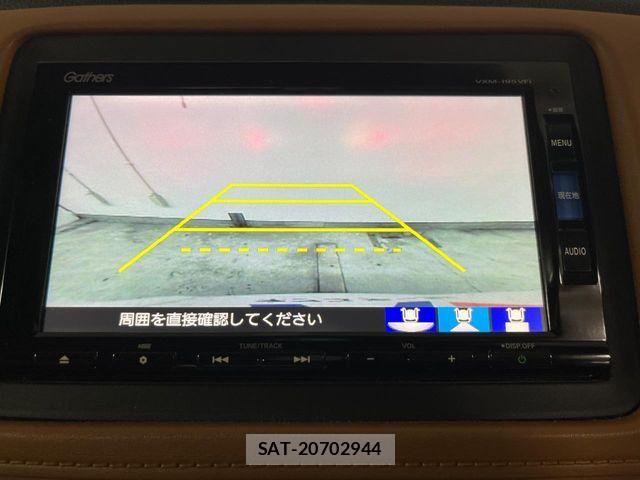 Honda VEZEL 2019-08 8563944-5