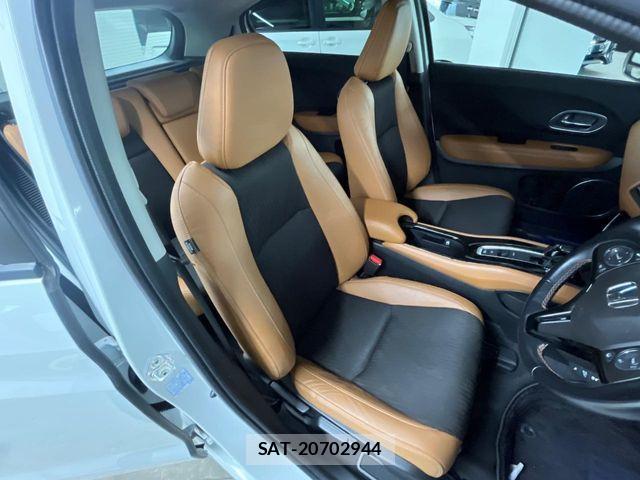 Honda VEZEL 2019-08 8563944-7