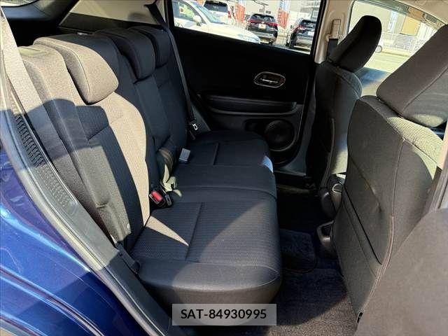 Honda VEZEL 2014-01 8563953-17