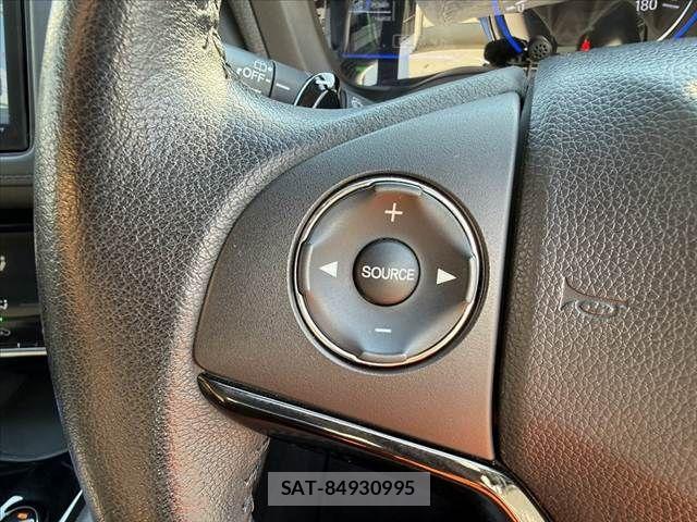 Honda VEZEL 2014-01 8563953-22