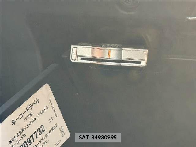 Honda VEZEL 2014-01 8563953-6