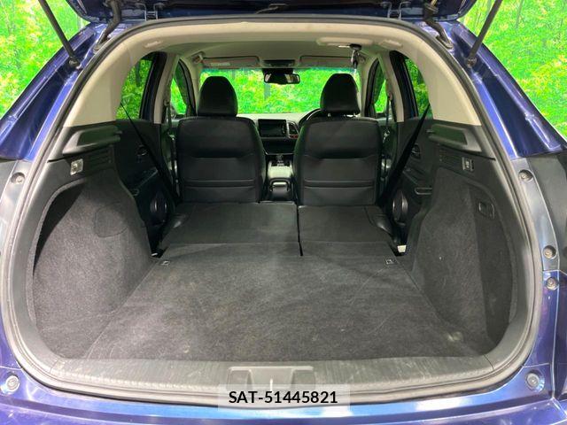 Honda VEZEL 2015-02 8563951-11