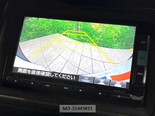 Honda VEZEL 2015-02 8563951-3