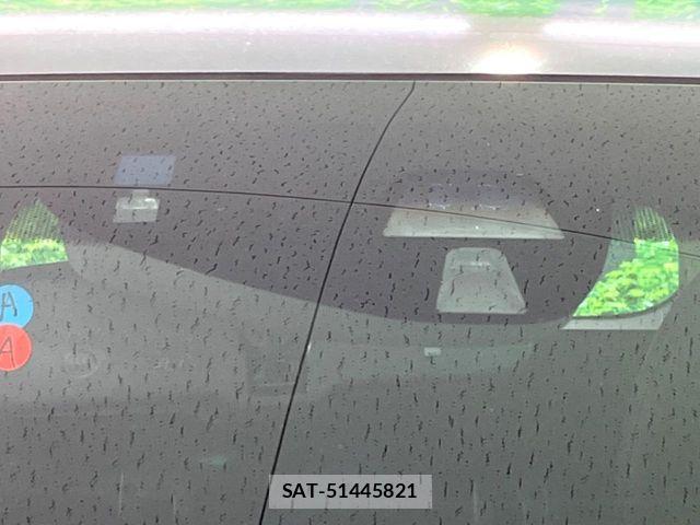 Honda VEZEL 2015-02 8563951-5