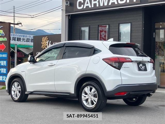 Honda VEZEL 2019-09 8563950-6