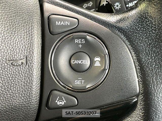 Honda VEZEL 2017-08 8563949-4