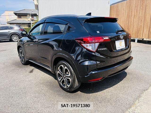 Honda VEZEL 2016-05 8629552-20