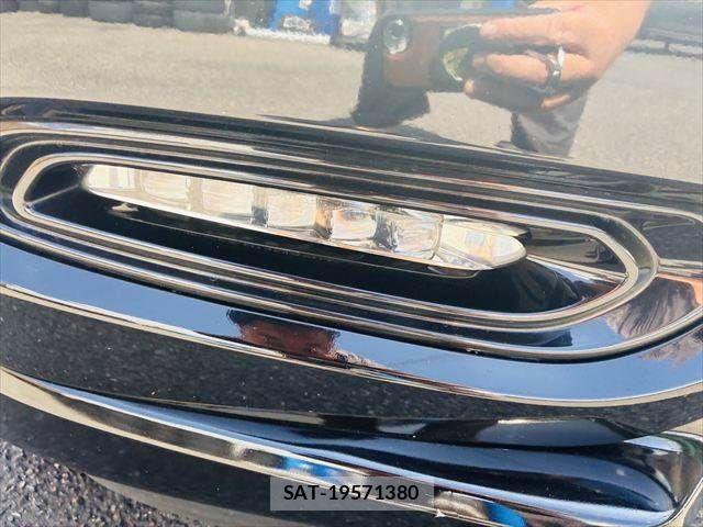 Honda VEZEL 2016-05 8629552-25