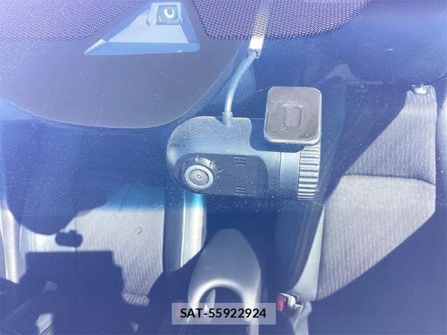 Honda VEZEL 2019-01 8629545-15