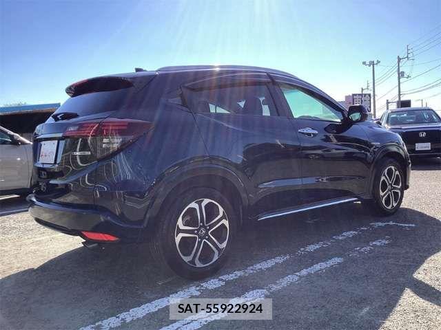 Honda VEZEL 2019-01 8629545-5