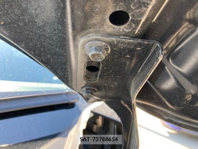 Honda VEZEL 2016-01 8629560-13