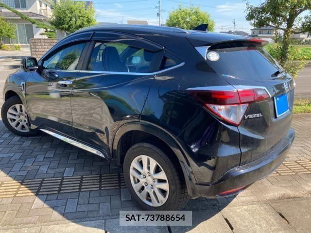 Honda VEZEL 2016-01 8629560-7