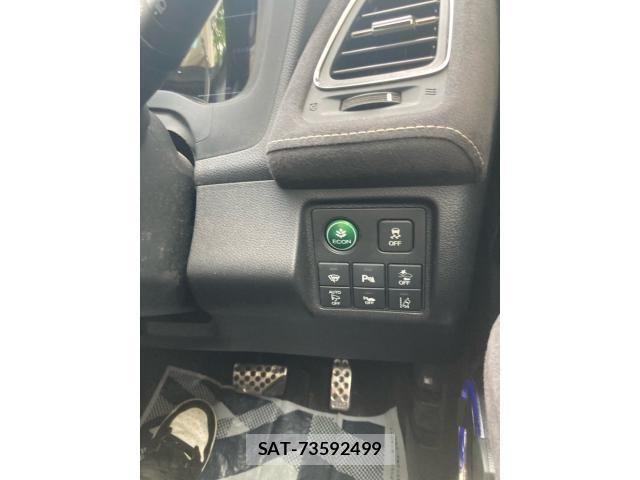Honda VEZEL 2016-05 8629557-19