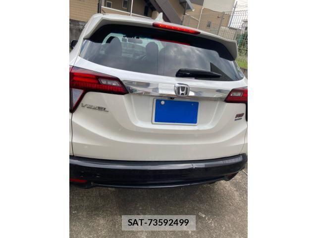 Honda VEZEL 2016-05 8629557-4