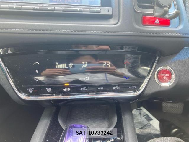 Honda VEZEL 2016-04 8629558-18
