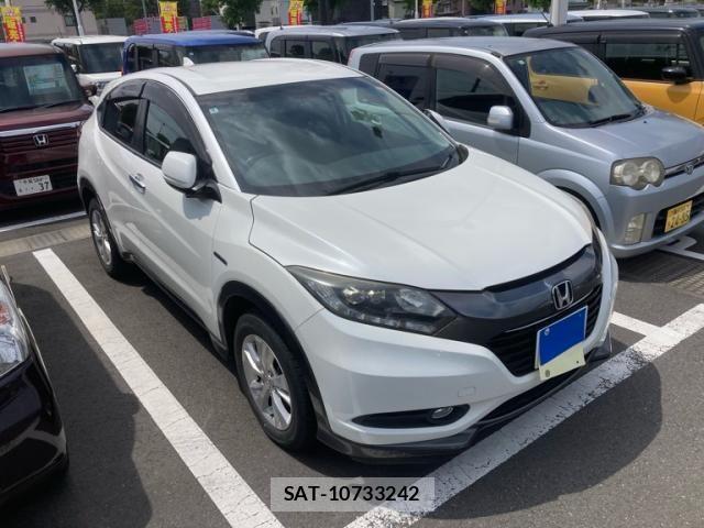 Honda VEZEL 2016-04 8629558-1