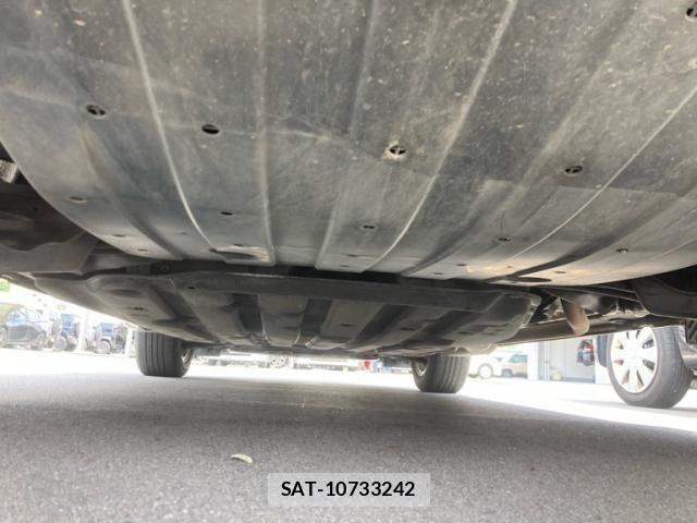 Honda VEZEL 2016-04 8629558-6