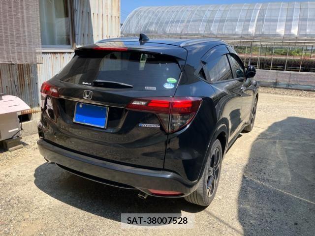 Honda VEZEL 2019-11 8629547-1
