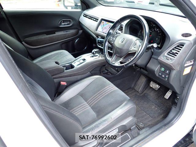 Honda VEZEL 2018-03 8629541-1