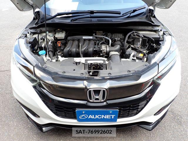 Honda VEZEL 2018-03 8629541-23