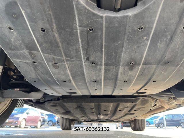 Honda VEZEL 2017-02 8629549-18