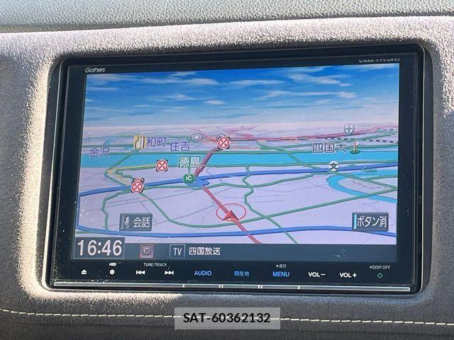 Honda VEZEL 2017-02 8629549-2