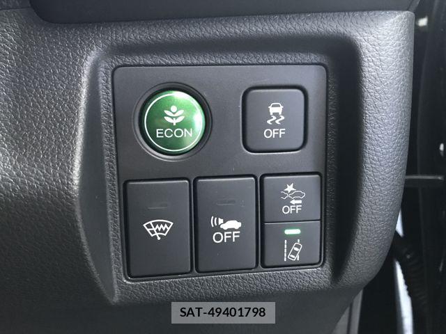 Honda VEZEL 2019-03 8629548-17