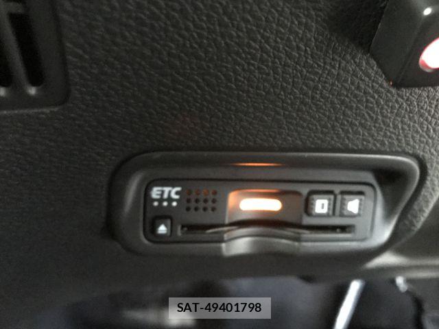 Honda VEZEL 2019-03 8629548-19