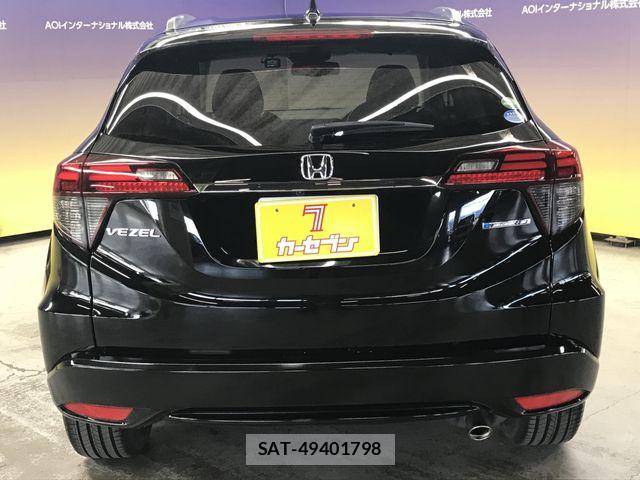 Honda VEZEL 2019-03 8629548-3