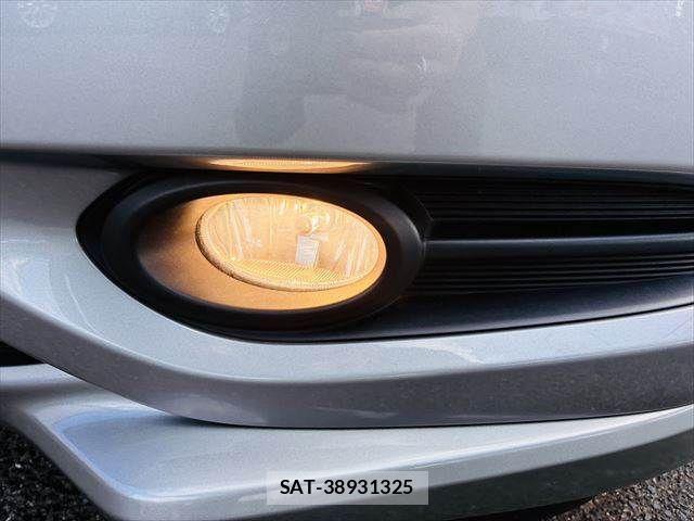 Honda VEZEL 2014-08 8629551-12