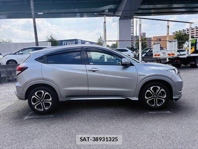 Honda VEZEL 2014-08 8629551-16