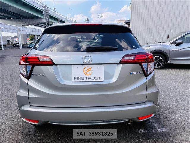 Honda VEZEL 2014-08 8629551-18