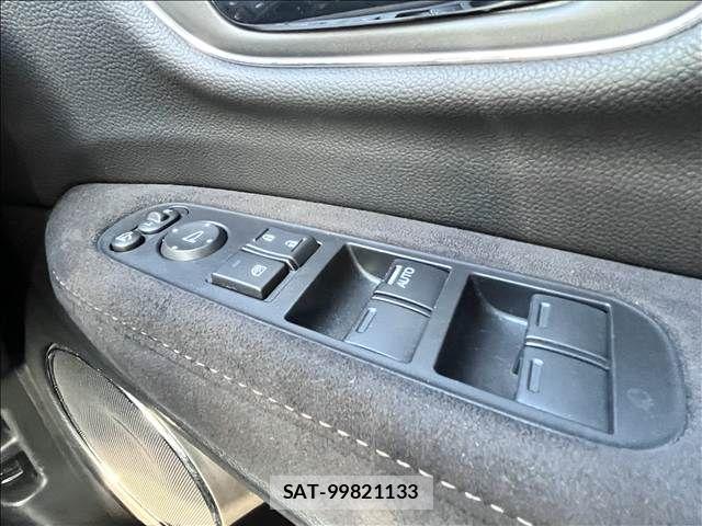 Honda VEZEL 2018-06 8662179-25