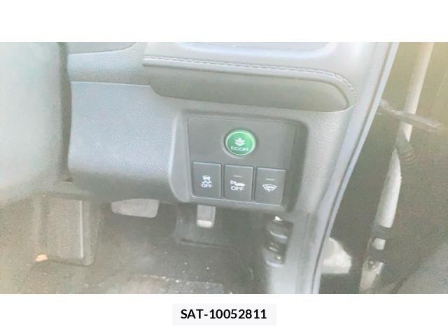 Honda VEZEL 2015-10 8667095-13