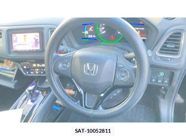 Honda VEZEL 2015-10 8667095-14
