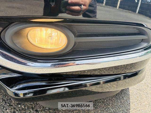 Honda VEZEL 2015-06 8667093-12