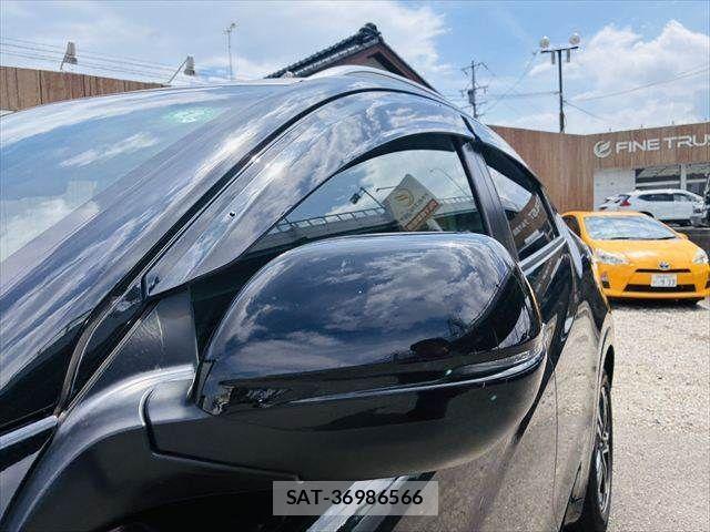 Honda VEZEL 2015-06 8667093-25