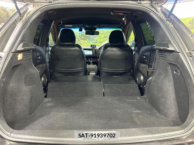 Honda VEZEL 2019-03 8667090-9