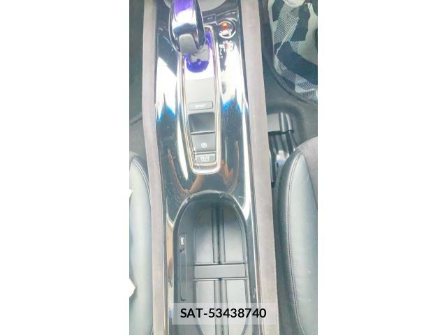 Honda VEZEL 2016-06 8662185-9