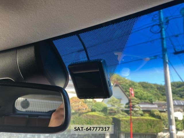 Honda VEZEL 2019-05 8662184-22