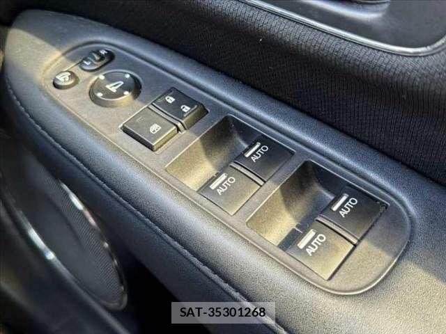 Honda VEZEL 2014-07 8686860-25