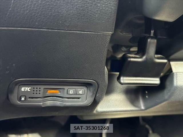 Honda VEZEL 2014-07 8686860-29