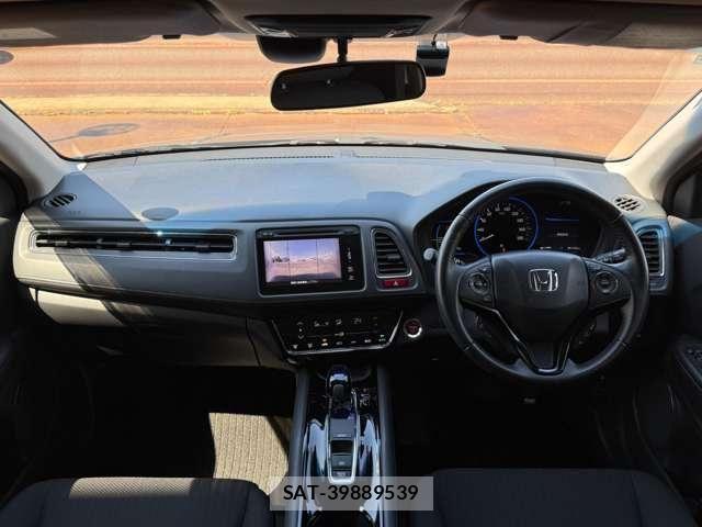 Honda VEZEL 2015-11 8686858-1