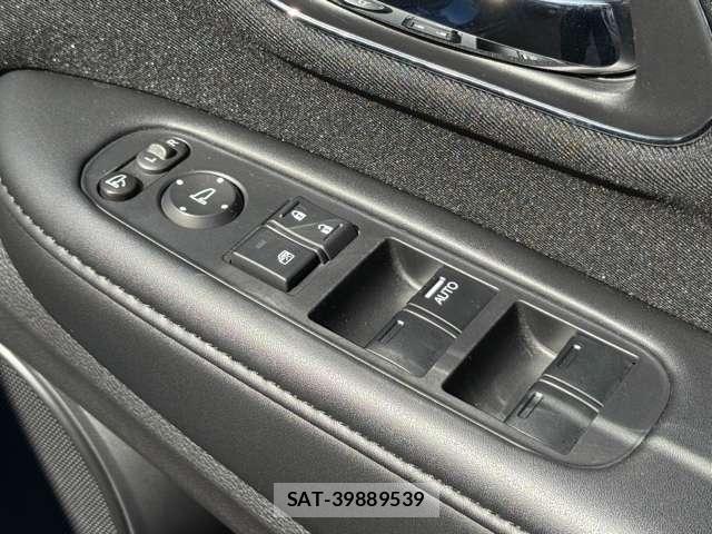 Honda VEZEL 2015-11 8686858-23