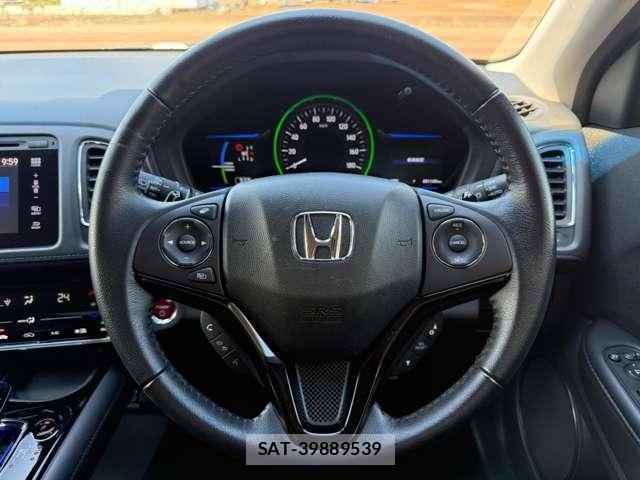 Honda VEZEL 2015-11 8686858-3