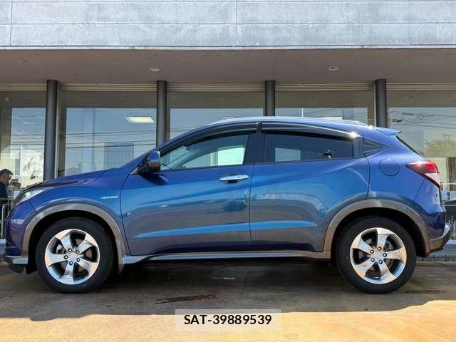 Honda VEZEL 2015-11 8686858-7