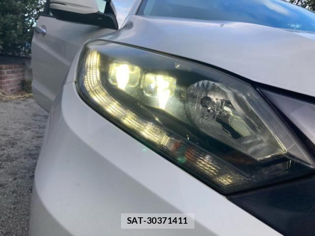 Honda VEZEL 2014-05 8686863-11